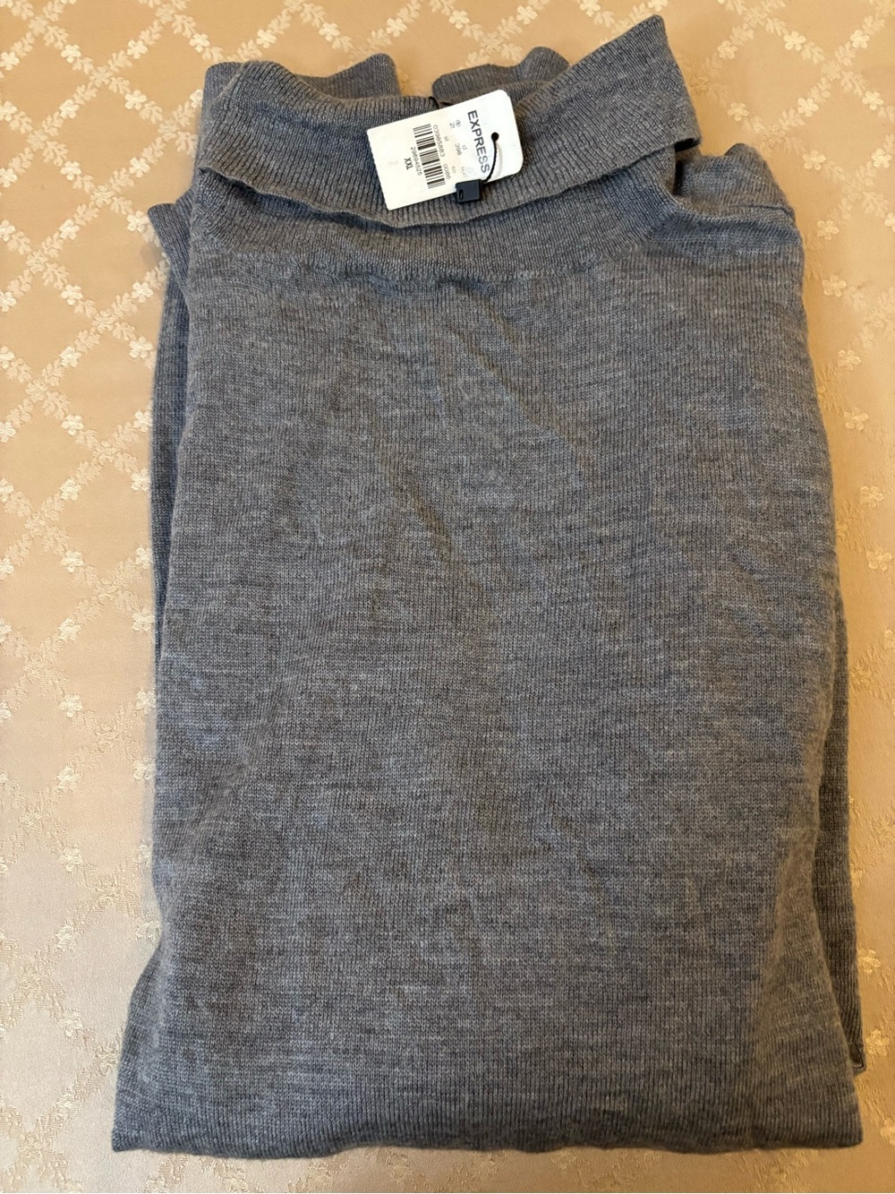 Express-Men Turtleneck-Grey - Picture 2 of 3